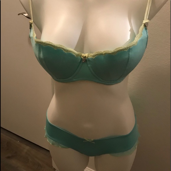 “Bride to Be” Bra Set Lock & Keys - Picture 11 of 14